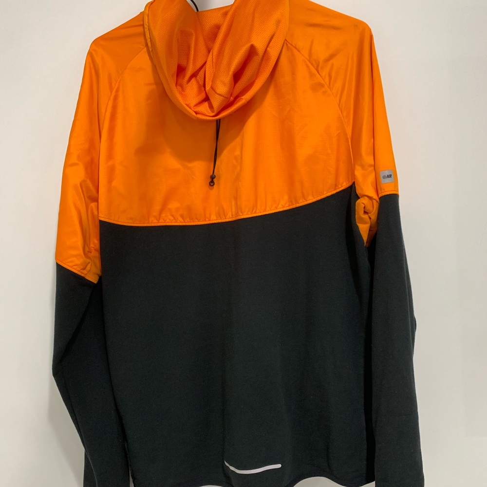 Nike windbreaker !